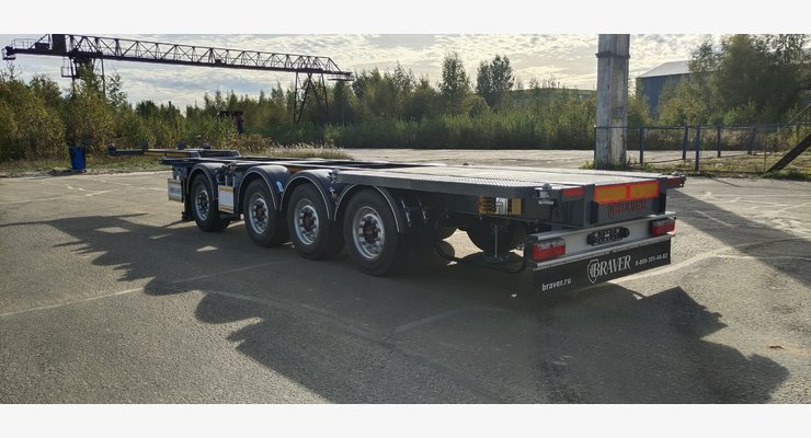 Полуприцеп-контейнеровоз BRAVER BK-424D — задний боковой вид